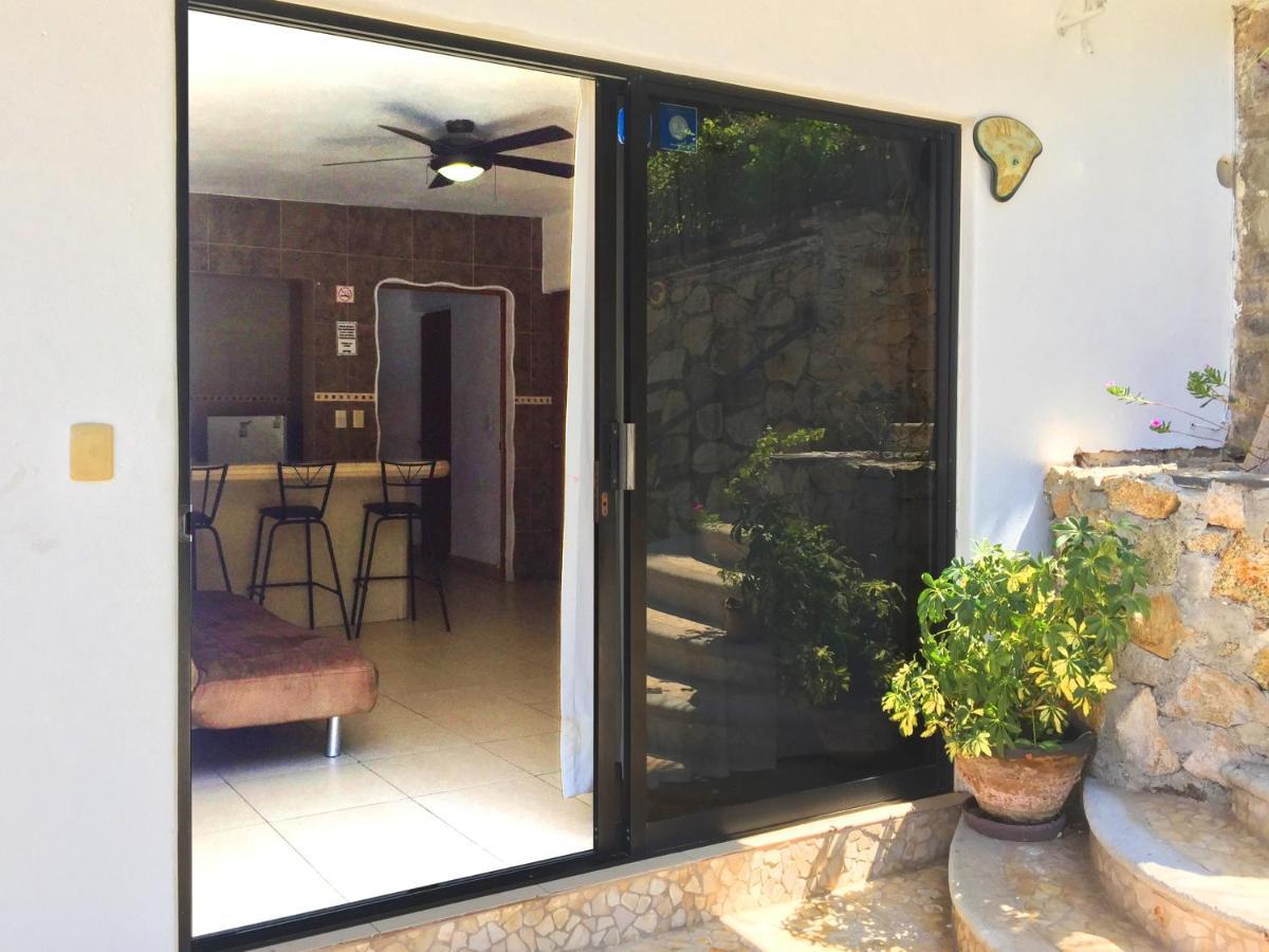 Villa Palmitas Acogedor Departamento Nivel Piscina Gigante Jardines 阿卡普尔科 外观 照片