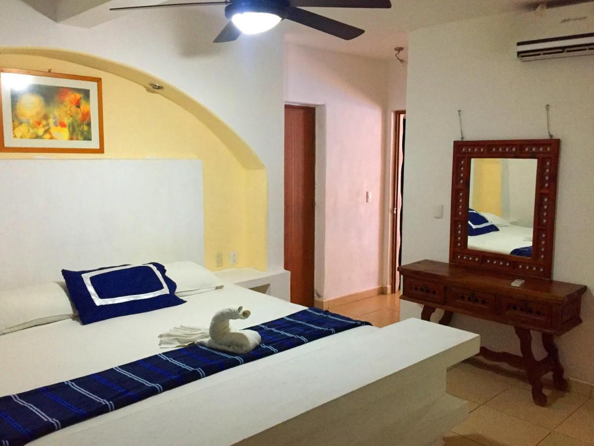 Villa Palmitas Acogedor Departamento Nivel Piscina Gigante Jardines 阿卡普尔科 外观 照片