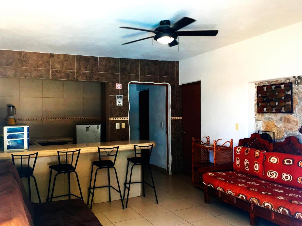 Villa Palmitas Acogedor Departamento Nivel Piscina Gigante Jardines 阿卡普尔科 外观 照片