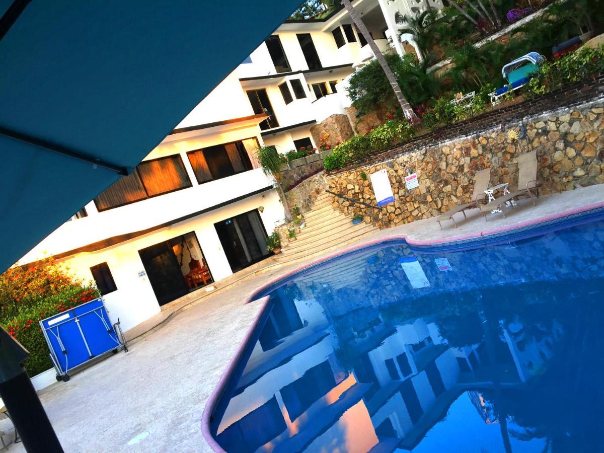 Villa Palmitas Acogedor Departamento Nivel Piscina Gigante Jardines 阿卡普尔科 外观 照片