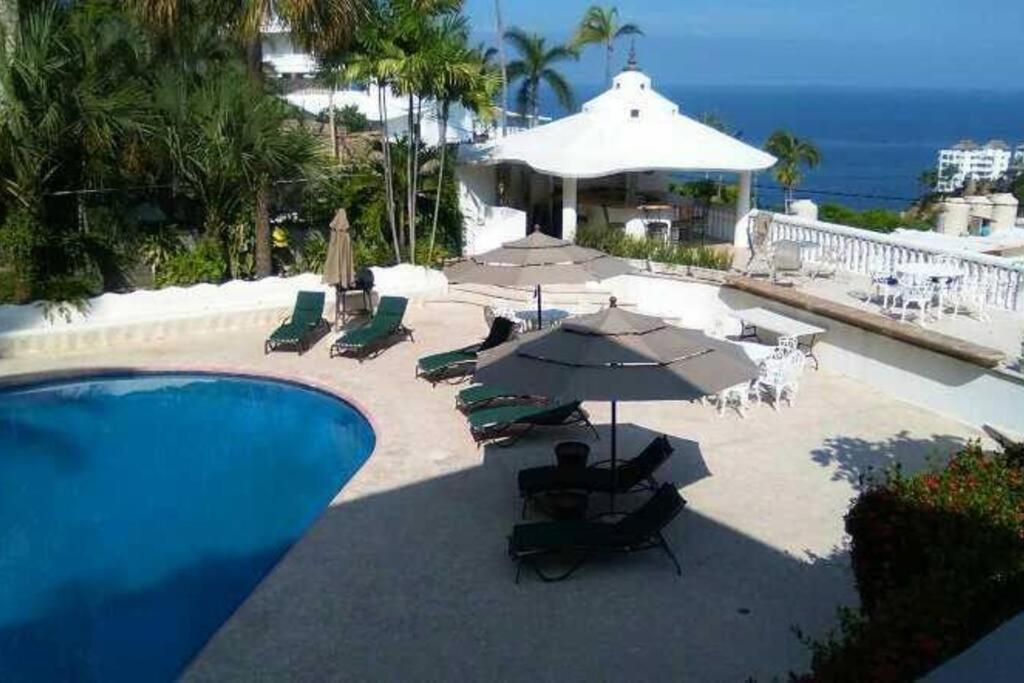 Villa Palmitas Acogedor Departamento Nivel Piscina Gigante Jardines 阿卡普尔科 外观 照片