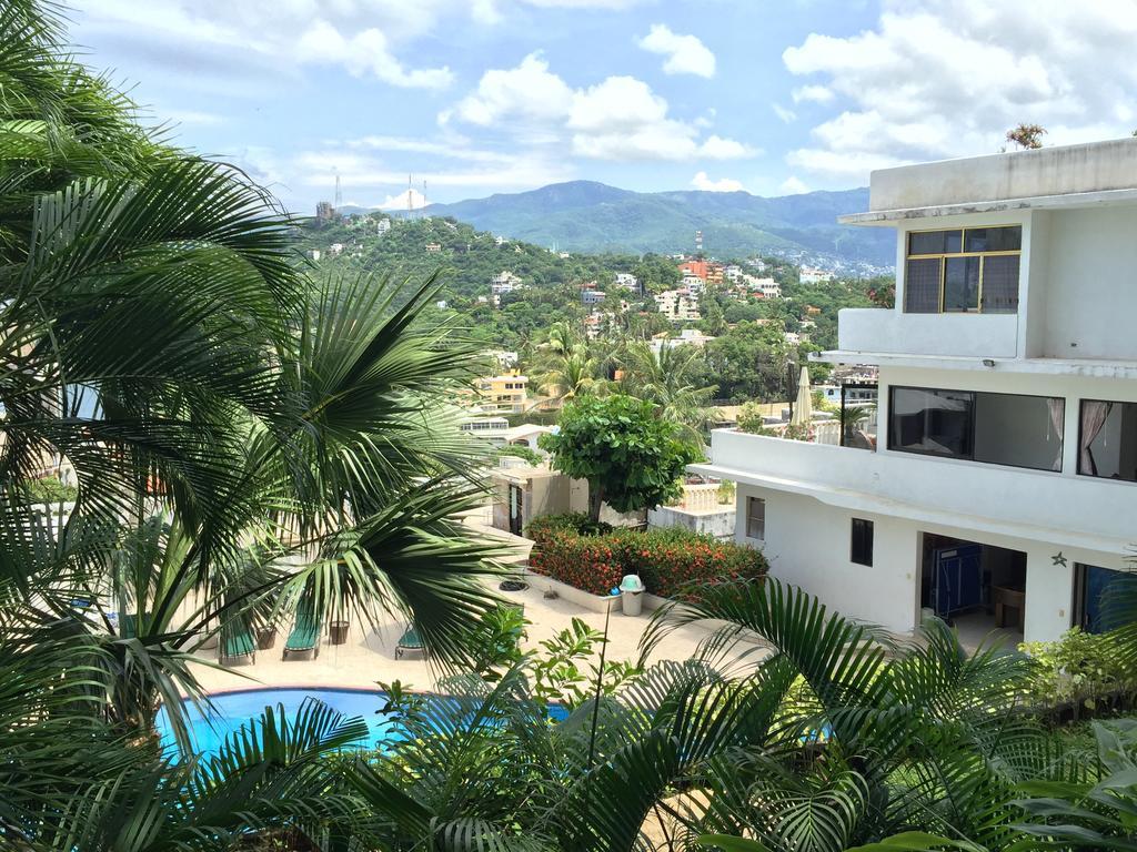 Villa Palmitas Acogedor Departamento Nivel Piscina Gigante Jardines 阿卡普尔科 外观 照片